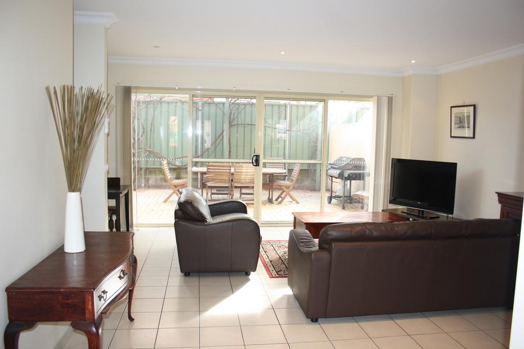 Albury Suites - Schubach Street Zimmer foto